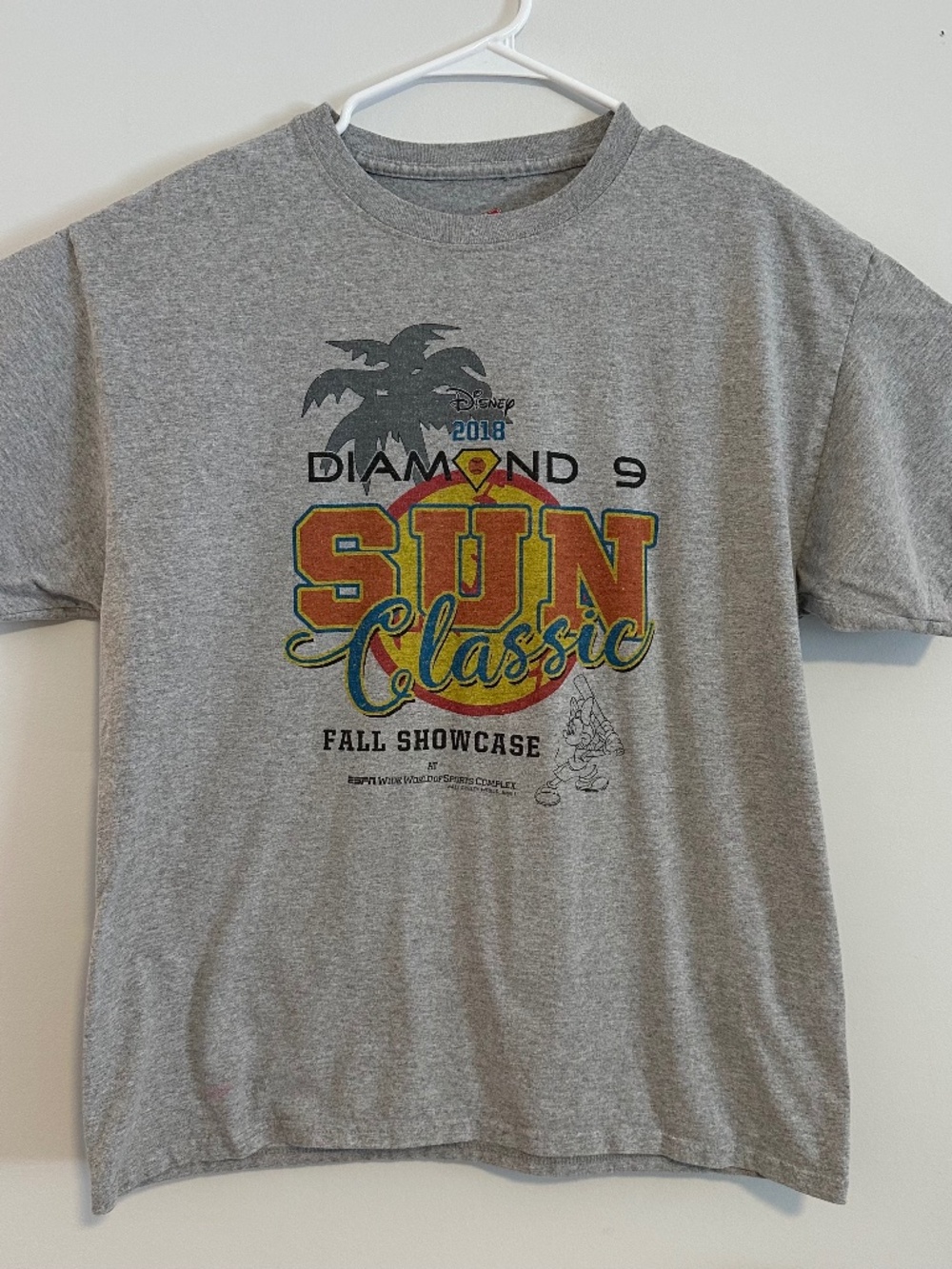 ESPN Disney Diamond 9 Sports Graphic Print T-Shirt Large Gray Y2K Short Sleeve